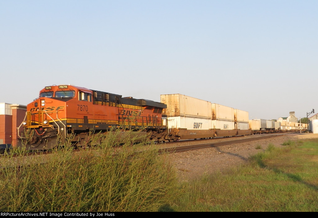 BNSF 7870 East